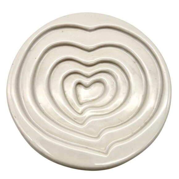 Mary Judge White Ceramic Olive Oil Dipping Plate Heart Design 5" Diameter - Picture 5 of 6